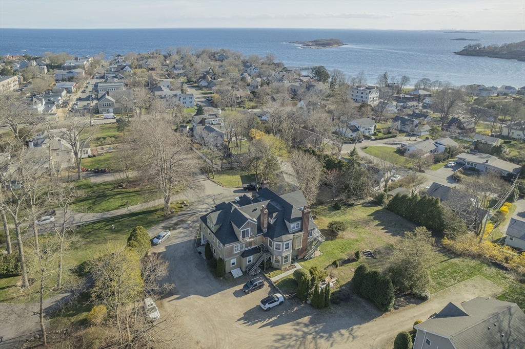 10 Dalton Ave, Gloucester, Massachusetts, 2 Bedrooms Bedrooms, 4 Rooms Rooms,1 BathroomBathrooms,Residential,For Sale,Dalton Ave,73505617