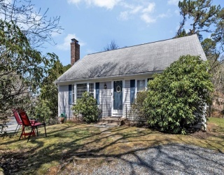 5 Maple Ln, Brewster, Massachusetts, 4 Bedrooms Bedrooms, 6 Rooms Rooms,2 BathroomsBathrooms,Residential,For Sale,Maple Ln,73505937