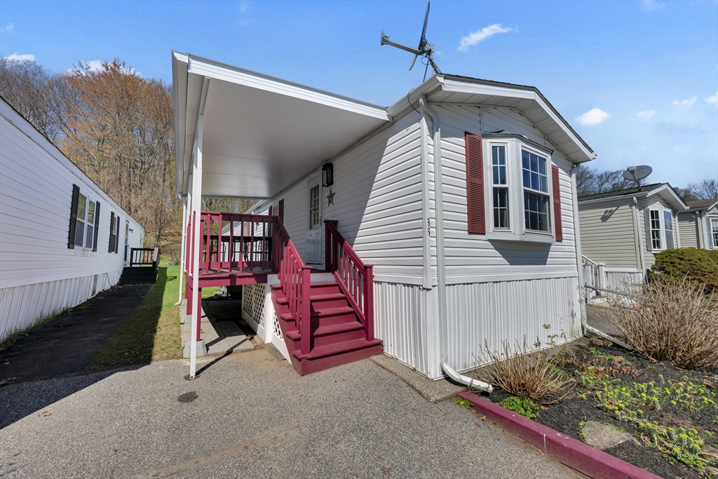 47 Washington St, Auburn, Massachusetts, 2 Bedrooms Bedrooms, 4 Rooms Rooms,1 BathroomBathrooms,Residential,For Sale,Washington St,73505957