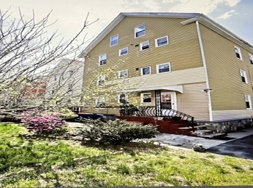 10 Viall Street, New Bedford, Massachusetts, 9 Bedrooms Bedrooms, 18 Rooms Rooms,3 BathroomsBathrooms,Residential Income,For Sale,Viall Street,73505970