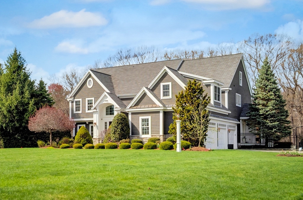 4 Nipmuc Ln, Southborough, Massachusetts, 4 Bedrooms Bedrooms, 10 Rooms Rooms,5.5 BathroomsBathrooms,Residential,For Sale,Nipmuc Ln,73505983