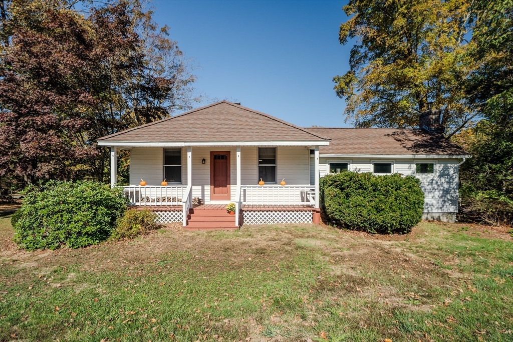 200 Long Plain Rd, Leverett, Massachusetts, 3 Bedrooms Bedrooms, 6 Rooms Rooms,1 BathroomBathrooms,Residential,For Sale,Long Plain Rd,73505995