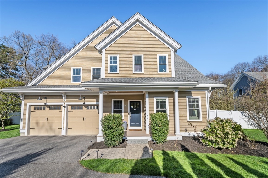 497 Lowell St, Lexington, Massachusetts, 4 Bedrooms Bedrooms, 9 Rooms Rooms,3.5 BathroomsBathrooms,Residential,For Sale,Lowell St,73505919