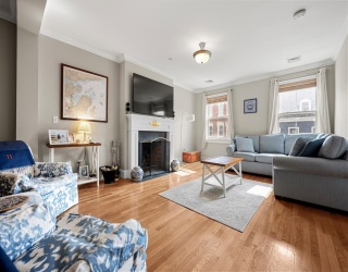 57 High St, Boston, Massachusetts, 2 Bedrooms Bedrooms, 5 Rooms Rooms,2 BathroomsBathrooms,Residential,For Sale,High St,73505971