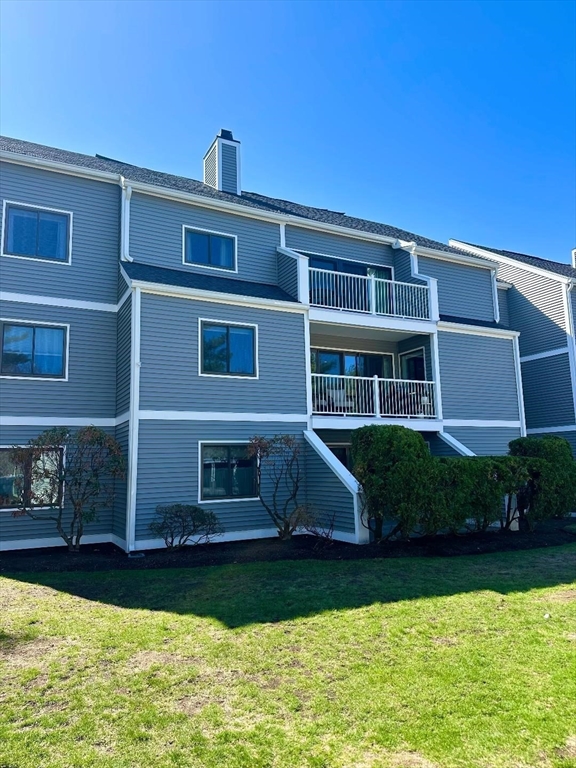 1100 Salem Street, Lynnfield, Massachusetts, 2 Bedrooms Bedrooms, 5 Rooms Rooms,2 BathroomsBathrooms,Residential,For Sale,Salem Street,73505977