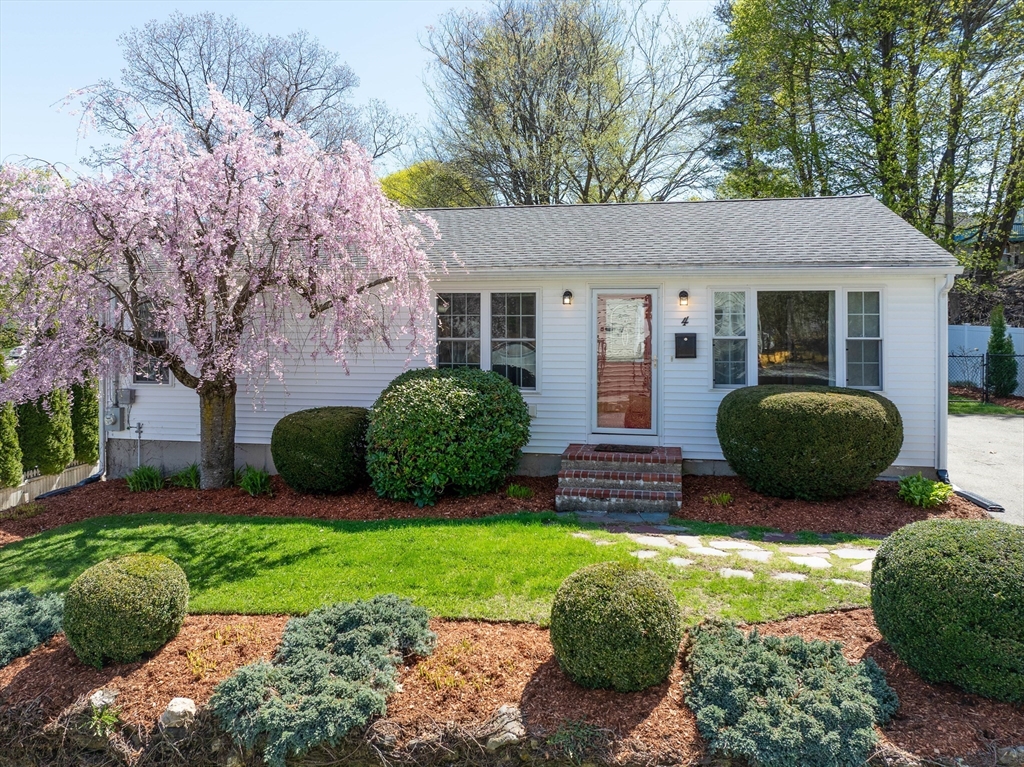 4 Alder St, Worcester, Massachusetts, 3 Bedrooms Bedrooms, 7 Rooms Rooms,2 BathroomsBathrooms,Residential,For Sale,Alder St,73506056