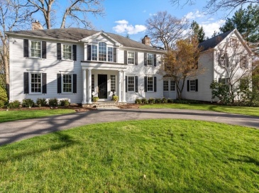 22 Plymouth Road, Wellesley, Massachusetts, 6 Bedrooms Bedrooms, 17 Rooms Rooms,6 BathroomsBathrooms,Residential,For Sale,Plymouth Road,73505915