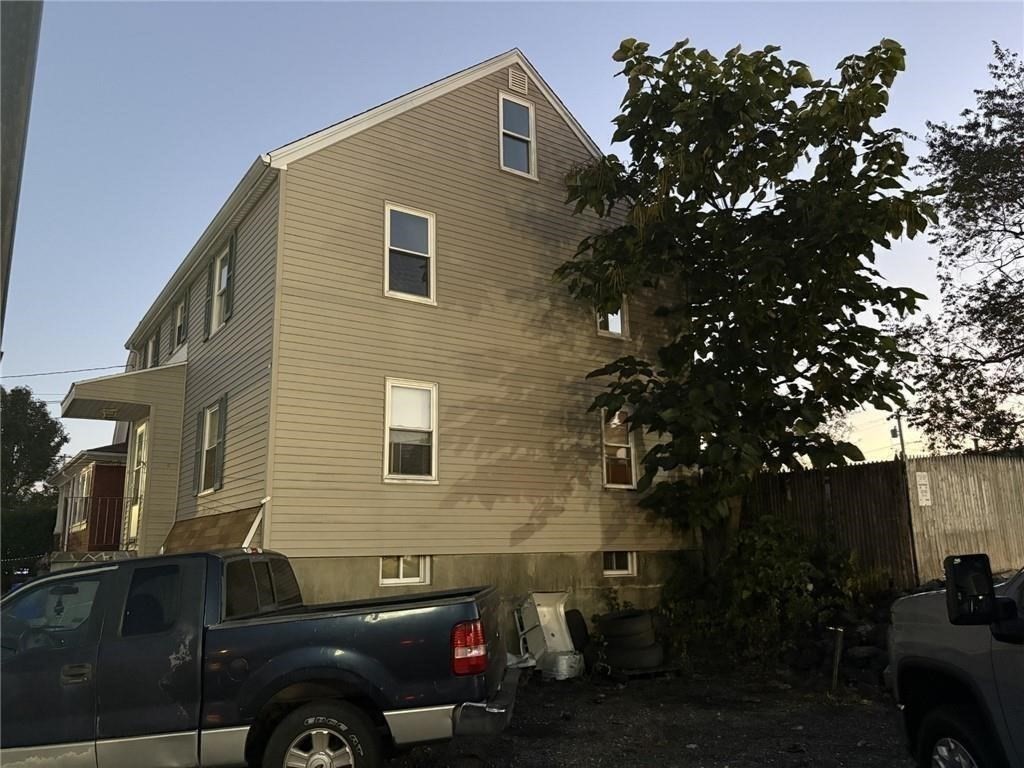 610 Killingly St, Johnston, Rhode Island, 4 Bedrooms Bedrooms, 6 Rooms Rooms,1 BathroomBathrooms,Residential Lease,For Rent,Killingly St,73443786