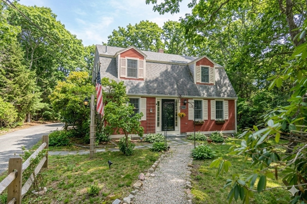 147 Brook Trail Rd, Brewster, Massachusetts, 4 Bedrooms Bedrooms, 8 Rooms Rooms,2 BathroomsBathrooms,Residential,For Sale,Brook Trail Rd,73506310