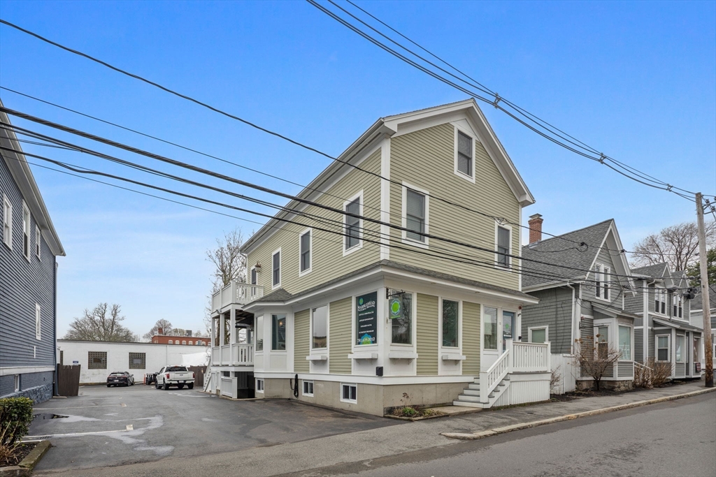 10 Spring St, Marblehead, Massachusetts, ,Commercial Lease,For Rent,Spring St,73506317