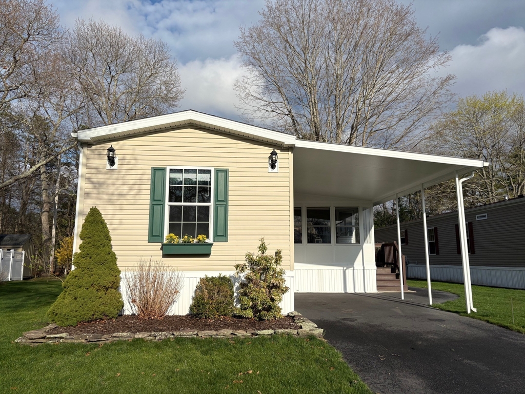 5 Candlelight Drive, Plymouth, Massachusetts, 2 Bedrooms Bedrooms, 5 Rooms Rooms,2 BathroomsBathrooms,Residential,For Sale,Candlelight Drive,73506193