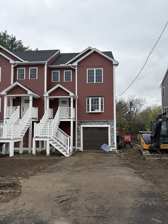 74 Valmor Street, Worcester, Massachusetts, 3 Bedrooms Bedrooms, 6 Rooms Rooms,2.5 BathroomsBathrooms,Residential,For Sale,Valmor Street,73506257