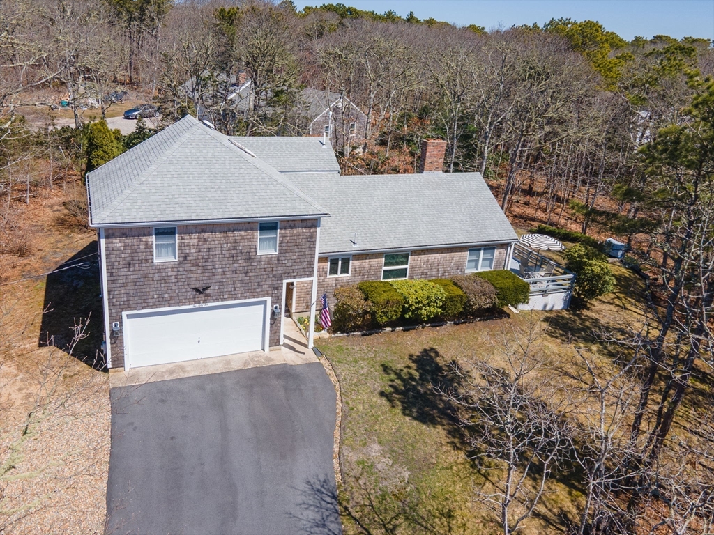 252 Chatham Rd, Harwich, Massachusetts, 4 Bedrooms Bedrooms, 6 Rooms Rooms,2 BathroomsBathrooms,Residential,For Sale,Chatham Rd,73506095