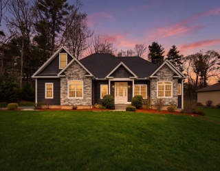 12 Pondview Drive, East Longmeadow, Massachusetts, 3 Bedrooms Bedrooms, 7 Rooms Rooms,3.5 BathroomsBathrooms,Residential,For Sale,Pondview Drive,73506268