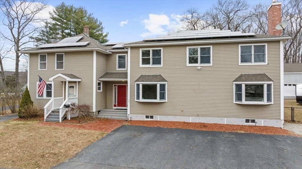 12 Bylund Ave, Auburn, Massachusetts, 6 Bedrooms Bedrooms, 12 Rooms Rooms,3.5 BathroomsBathrooms,Residential,For Sale,Bylund Ave,73506112