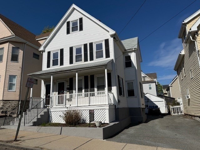 159 Jefferson Avenue, Everett, Massachusetts, 5 Bedrooms Bedrooms, 10 Rooms Rooms,2 BathroomsBathrooms,Residential Income,For Sale,Jefferson Avenue,73505897