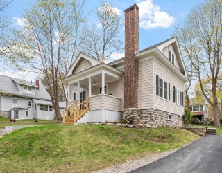 7 Albemarle St, Worcester, Massachusetts, 3 Bedrooms Bedrooms, 6 Rooms Rooms,2 BathroomsBathrooms,Residential,For Sale,Albemarle St,73506282