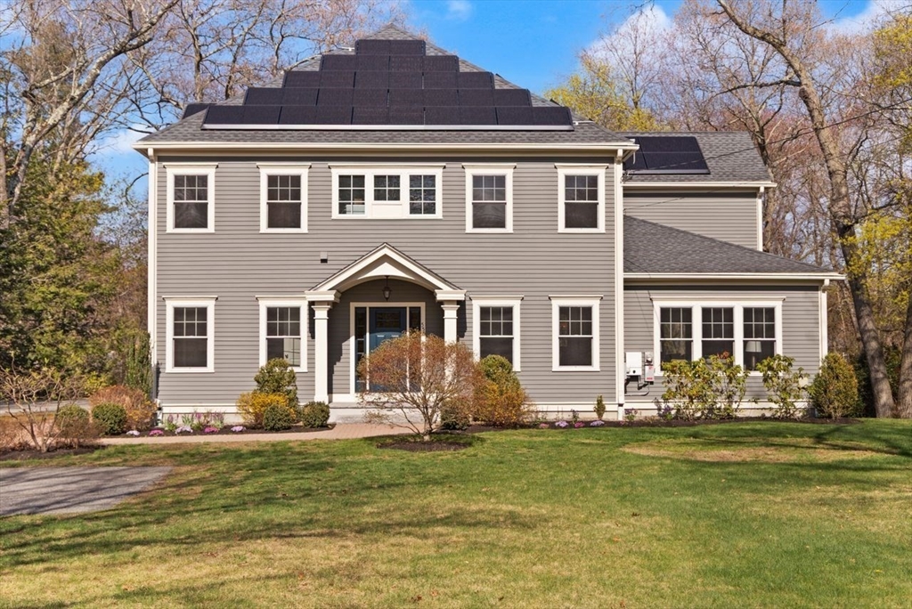 555 Lowell St, Lexington, Massachusetts, 5 Bedrooms Bedrooms, 10 Rooms Rooms,5.5 BathroomsBathrooms,Residential,For Sale,Lowell St,73506286