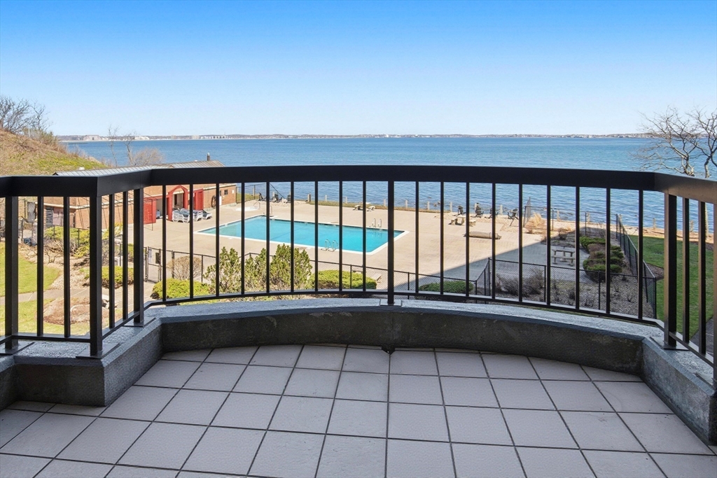 3 Seal Harbor Road, Winthrop, Massachusetts, 2 Bedrooms Bedrooms, 5 Rooms Rooms,2 BathroomsBathrooms,Residential,For Sale,Seal Harbor Road,73506354