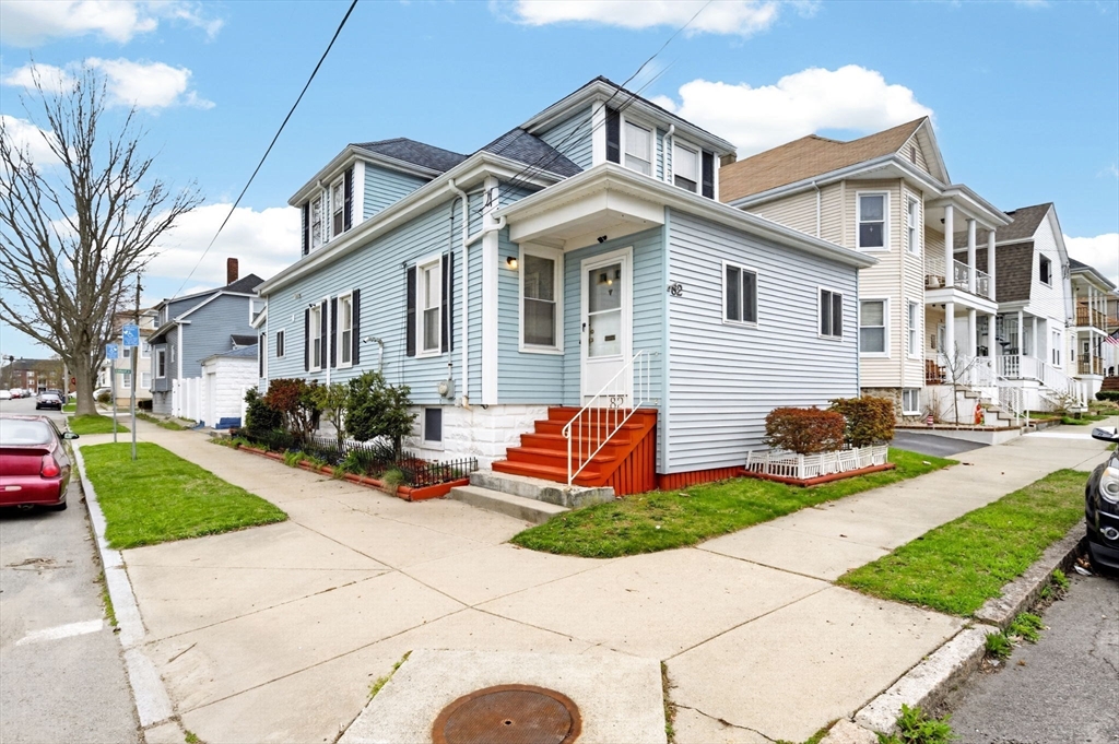82 Princeton St, New Bedford, Massachusetts, 4 Bedrooms Bedrooms, 9 Rooms Rooms,1 BathroomBathrooms,Residential,For Sale,Princeton St,73506389