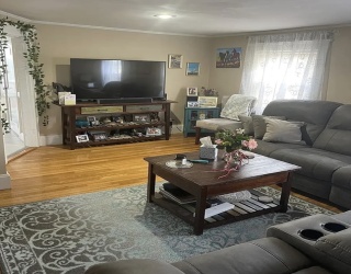38-40 Apthorp St, Quincy, Massachusetts, 1 Bedroom Bedrooms, 2 Rooms Rooms,1 BathroomBathrooms,Residential Lease,For Rent,Apthorp St,73506417