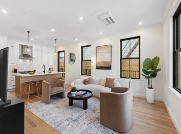 27 Shepard St, Boston, Massachusetts, 3 Bedrooms Bedrooms, 6 Rooms Rooms,2.5 BathroomsBathrooms,Residential,For Sale,Shepard St,73506425