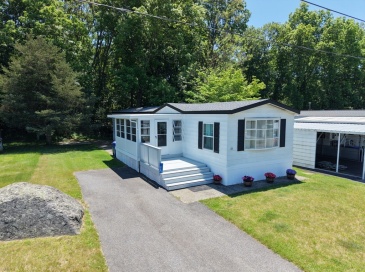 22 Southway, Taunton, Massachusetts, 2 Bedrooms Bedrooms, 4 Rooms Rooms,2 BathroomsBathrooms,Residential,For Sale,Southway,73503588 22 Southway, Taunton, Massachusetts, 2 Bedrooms Bedrooms, 4 Rooms Rooms,2 BathroomsBathrooms,Residential,For Sale,Southway,73503588