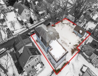 28 Port Norfolk St, Boston, Massachusetts, 5 Bedrooms Bedrooms, 16 Rooms Rooms,2.5 BathroomsBathrooms,Residential Income,For Sale,Port Norfolk St,73478590