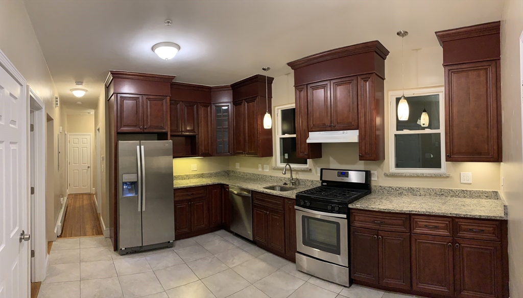 11 I Street, Boston, Massachusetts, 3 Bedrooms Bedrooms, 6 Rooms Rooms,1 BathroomBathrooms,Residential Lease,For Rent,I Street,73498769