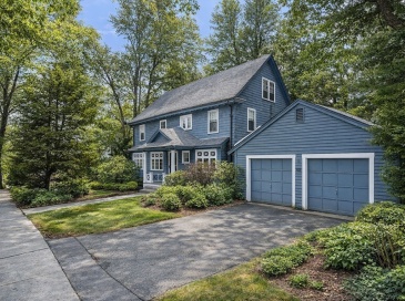 1438 Beacon St, Newton, Massachusetts, 6 Bedrooms Bedrooms, 10 Rooms Rooms,3.5 BathroomsBathrooms,Residential,For Sale,Beacon St,73483153