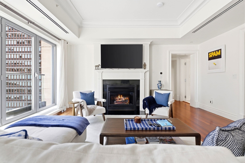 776 Boylston Street, Boston, Massachusetts, 2 Bedrooms Bedrooms, 7 Rooms Rooms,2 BathroomsBathrooms,Residential,For Sale,Boylston Street,73506513