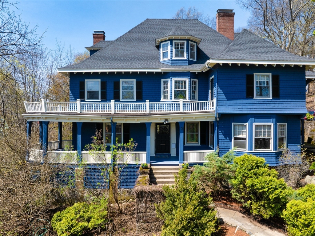 2 Mason Terrace, Brookline, Massachusetts, 6 Bedrooms Bedrooms, 13 Rooms Rooms,3.5 BathroomsBathrooms,Residential,For Sale,Mason Terrace,73506529