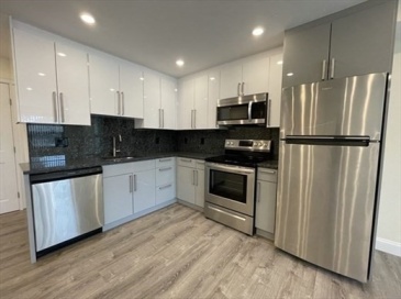 1028 Commonwealth Ave, Boston, Massachusetts, 1 Room Rooms,1 BathroomBathrooms,Residential Lease,For Rent,Commonwealth Ave,73506565 1028 Commonwealth Ave, Boston, Massachusetts, 1 Room Rooms,1 BathroomBathrooms,Residential Lease,For Rent,Commonwealth Ave,73506565