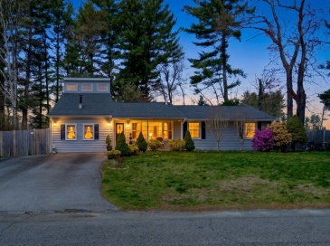 49 Francine Rd, Raynham, Massachusetts, 4 Bedrooms Bedrooms, 8 Rooms Rooms,2 BathroomsBathrooms,Residential,For Sale,Francine Rd,73506536