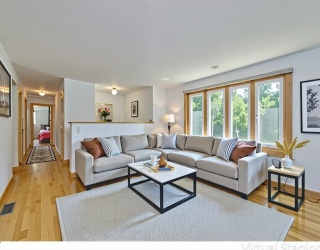 29 Keith Terrace, Stoughton, Massachusetts, 7 Bedrooms Bedrooms, 15 Rooms Rooms,4.5 BathroomsBathrooms,Residential,For Sale,Keith Terrace,73506469