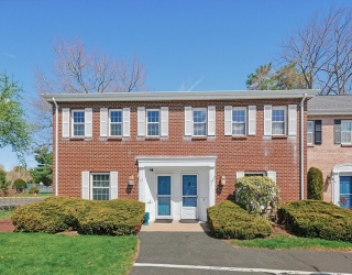 43 Erin Road, Stoughton, Massachusetts, 3 Bedrooms Bedrooms, 6 Rooms Rooms,3 BathroomsBathrooms,Residential,For Sale,Erin Road,73506561