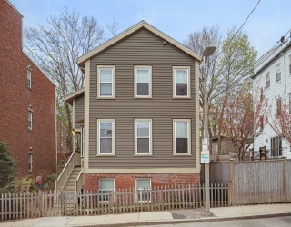 19-21 Norfolk St, Boston, Massachusetts, 3 Bedrooms Bedrooms, 5 Rooms Rooms,2 BathroomsBathrooms,Residential,For Sale,Norfolk St,73506566