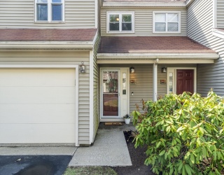 18 Thayer Pond Dr, Oxford, Massachusetts, 2 Bedrooms Bedrooms, 5 Rooms Rooms,1.5 BathroomsBathrooms,Residential,For Sale,Thayer Pond Dr,73506586