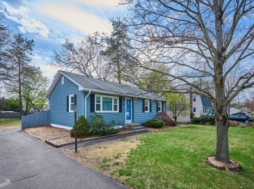 50 Phelps St, Easthampton, Massachusetts, 3 Bedrooms Bedrooms, 5 Rooms Rooms,1 BathroomBathrooms,Residential,For Sale,Phelps St,73506460