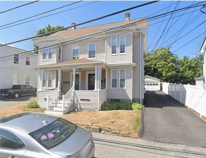 21-23 Lowell Street, Waltham, Massachusetts, 6 Bedrooms Bedrooms, 16 Rooms Rooms,4 BathroomsBathrooms,Residential Income,For Sale,Lowell Street,73506501