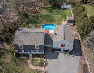 18 Smith Corner Road, Plaistow, New Hampshire, 5 Bedrooms Bedrooms, 11 Rooms Rooms,3 BathroomsBathrooms,Residential,For Sale,Smith Corner Road,73506465