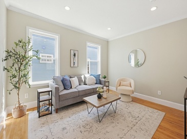 574 Washington Street, Boston, Massachusetts, 4 Bedrooms Bedrooms, 7 Rooms Rooms,1 BathroomBathrooms,Residential,For Sale,Washington Street,73506654