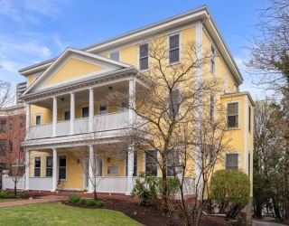 71 Perkins St, Boston, Massachusetts, 1 Bedroom Bedrooms, 5 Rooms Rooms,1 BathroomBathrooms,Residential,For Sale,Perkins St,73506703