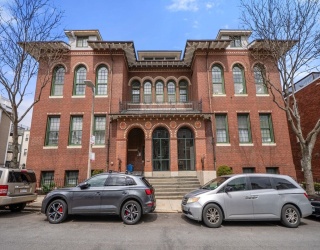 486 E 3rd St., Boston, Massachusetts, 2 Bedrooms Bedrooms, 4 Rooms Rooms,1 BathroomBathrooms,Residential,For Sale,E 3rd St.,73506776