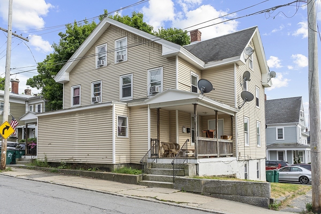 107-109 Prichard St, Fitchburg, Massachusetts, 12 Bedrooms Bedrooms, 22 Rooms Rooms,4.5 BathroomsBathrooms,Residential Income,For Sale,Prichard St,73499530