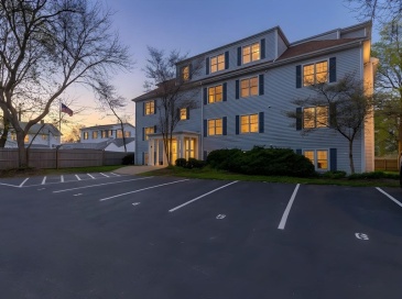 14 Webb Pl, Mansfield, Massachusetts, 2 Bedrooms Bedrooms, 5 Rooms Rooms,2 BathroomsBathrooms,Residential,For Sale,Webb Pl,73506794