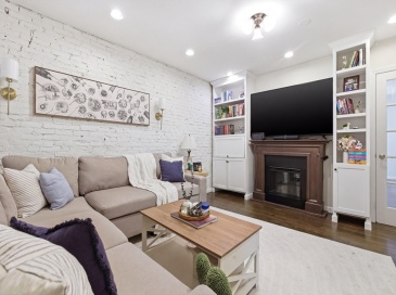 245 W 5th St, Boston, Massachusetts, 2 Bedrooms Bedrooms, 5 Rooms Rooms,1 BathroomBathrooms,Residential Lease,For Rent,W 5th St,73506825