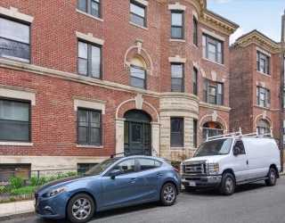 19 Royal St, Boston, Massachusetts, 1 Bedroom Bedrooms, 5 Rooms Rooms,1 BathroomBathrooms,Residential,For Sale,Royal St,73506659