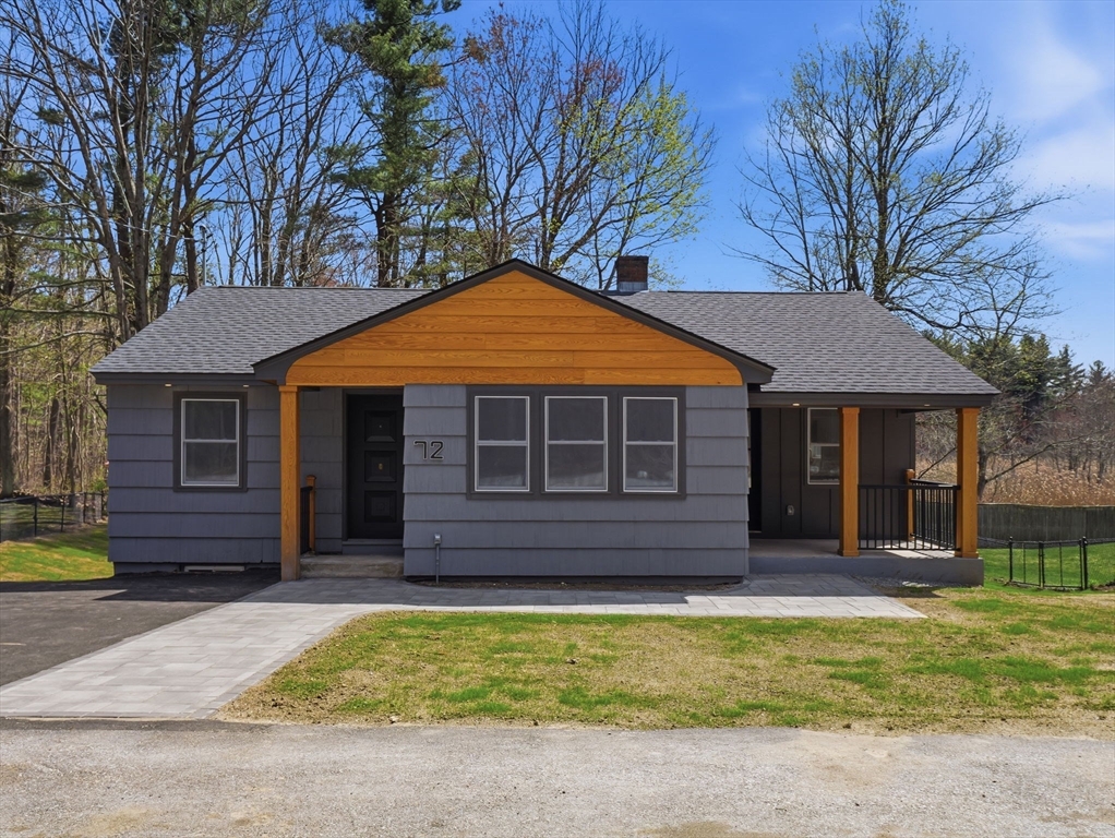 72 Holden Road, Paxton, Massachusetts, 4 Bedrooms Bedrooms, 6 Rooms Rooms,2 BathroomsBathrooms,Residential,For Sale,Holden Road,73506692