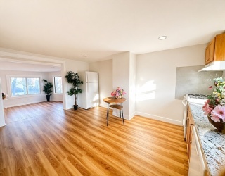 8 Ralph Piteri Ter, Watertown, Massachusetts, 3 Bedrooms Bedrooms, 5 Rooms Rooms,1 BathroomBathrooms,Residential Lease,For Rent,Ralph Piteri Ter,73506702